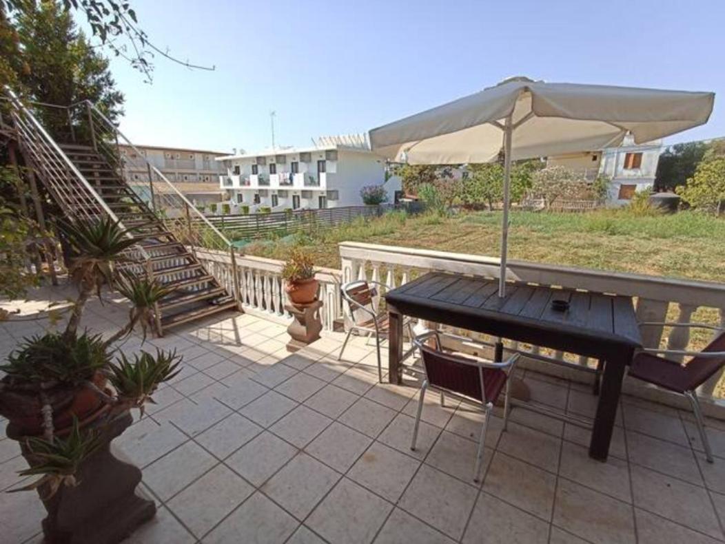 Laganas Beach Hotel Habitación foto